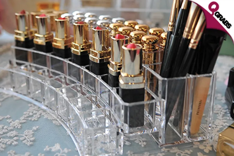 From QR39 Keep your Brushes Sorted with an Acrylic Cosmetic Organizer! (Up to QR130 Value)